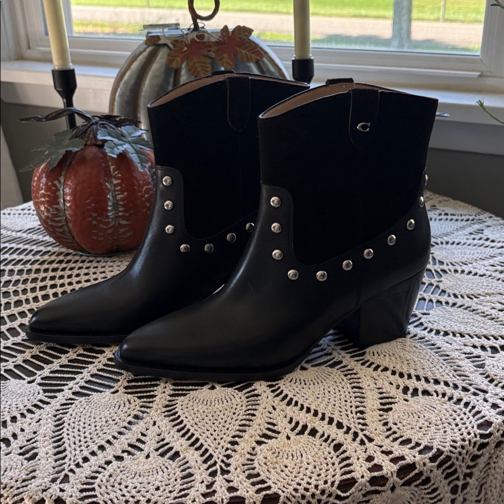 NWOT Coach Ankle Boots in leather and suede with stud detail